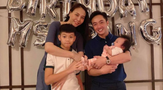 Cường Đô La lần đầu đăng tải ảnh gia đình, hành động thân thiết của Đàm Thu Trang và Subeo gây chú ý