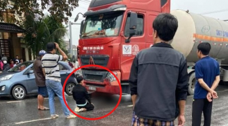 Vợ tai nạn tử vong tại chỗ, chồng đau đớn quỳ khóc trước thi thể vợ xấu số