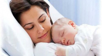 Khoa học chứng minh: Lần đầu làm cha mẹ chất lượng ngủ sẽ giảm đi trong 6 năm liên tục