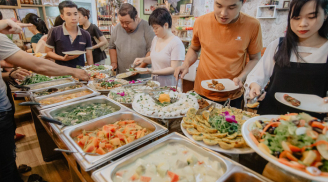 Không phải đi chợ hay đi ăn ở nhà hàng, bác sĩ tiết lộ hoạt động khiến bạn dễ nhiễm Covid-19 nhất