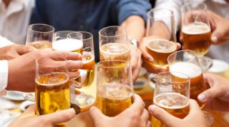 Tại sao đàn ông lại thích đi nhậu?