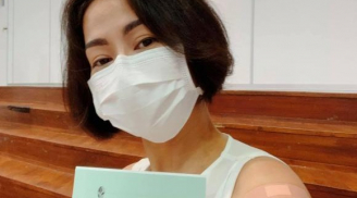 Ca sĩ Thu Minh thông báo đã được tiêm vắc xin Covid-19 tại Singapore