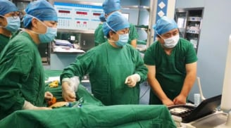 Bị u xơ tử cung 5cm, vợ vẫn không cắt bỏ vì sợ không 'yêu chồng' được, BS nói: Chị em toàn lo thừa