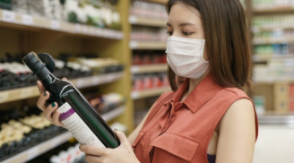 5 việc khiến bạn lãng phí tiền mỗi ngày, người giàu không bao giờ làm vậy