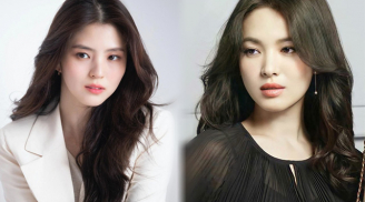 Không biết vô tình hay cố ý, Han So Hee nhiều lần trang điểm làm tóc giống Song Hye Kyo đến lạ