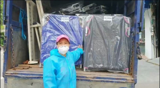 Việt Hương tức tốc tặng thêm đồ dùng cho bệnh viện dã chiến, tự mình test giường dành cho bệnh nhân