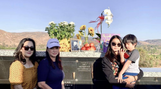 Ngọc Quyên cùng con trai lần đầu đến thăm mộ nghệ sĩ Chí Tài tại Mỹ