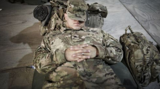 Mẹo hay của quân đội giúp bạn chìm vào giấc ngủ nhanh trong 2 phút