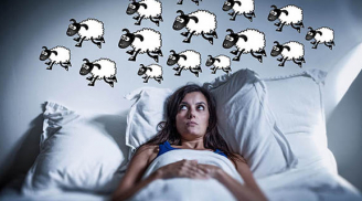 Đêm nào đi ngủ cũng thấy 4 dấu hiệu này, chứng tỏ bạn đang lão hóa cực nhanh, nhan sắc phai tàn