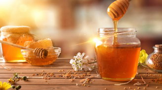 Uống nước mật ong trước khi ngủ trong 1 tuần, cơ thể nhận 5 thay đổi bất ngờ: Đẹp da, nội tạng sạch khỏe