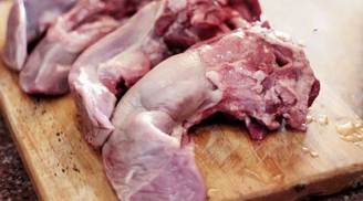 4 phần thịt lợn giàu dinh dưỡng, nhiều canxi cực tốt cho xương khớp, ngừa lão hóa: Ai không mua là dại