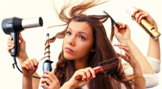 6 thói quen thường thấy khiến tóc ngày càng khô xơ, gãy rụng