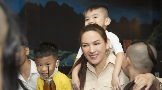 Các con nuôi Phi Nhung vẫn nhớ như in lời dặn dò của mẹ, hành động chu đáo gây xúc động