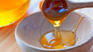 Mật ong là 'thuốc tiên' của tuổi thọ, nhưng có 4 thời điểm cần tránh xa kẻo độc hại, uống vào thêm bệnh