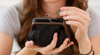Phụ nữ tiện tay vứt  5 thứ này trong túi xách: Bảo sao suốt ngày phải than nghèo khổ, chỉ thấy tiền ra