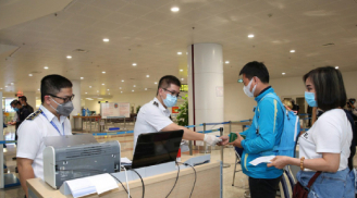Việt Nam tạm dừng khai báo y tế với người nhập cảnh từ hôm nay