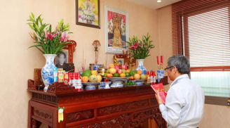 Cúng Rằm chớ dại đặt 3 thứ này lên bàn thờ kẻo bề trên trách phạt, tiền bạc ly tán, gia đạo lao đao