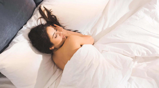 Vì sao ngủ 'nude' lại rất tốt cho sức khỏe của bạn?