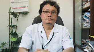 BS Trương Hữu Khanh chỉ sự khác biệt về triệu chứng cúm A giúp xác định cơ thể đã có miễn dịch hay chưa