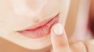 5 mẹo che giấu khuyết điểm môi thâm mà chị em nào cũng nên nắm rõ