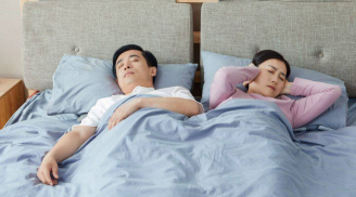 4 thời điểm vợ chồng nên 'ly thân khi ngủ' để cả hai khỏe đẹp, hạnh phúc