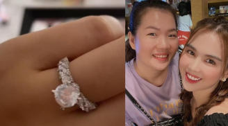 Ngọc Trinh khiến fan trầm trồ khi tặng nhẫn kim cương là quà Tết cho trợ lí Thúy Kiều