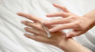 8 mẹo chăm sóc bàn tay luôn mềm mại, nuột nà ngay tại nhà