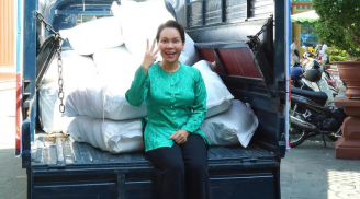 NS Việt Hương gây xúc động với hành động đặc biệt nhân 10 năm ngày giỗ của mẹ