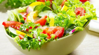 Ăn salad giữ dáng đẹp da nhưng nhiều người kết hợp không đúng các loại thực phẩm nên gây hại