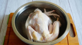 Muốn rã đông thịt gà nhanh hãy làm theo cách này, đảm bảo thịt vẫn ngọt, không mất chất