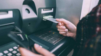 Rút tiền tại cây ATM chưa nhận được tiền đã bị trừ trong khoản: Làm ngay cách này để không thiệt thòi
