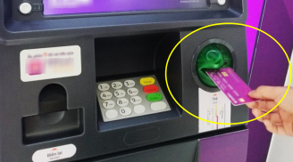 Bị nuốt thẻ ATM khi rút tiền: Làm ngay thao tác này để lấy lại thẻ, không bị trừ tiền oan