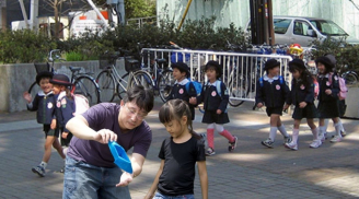 Dạy con theo cách người Nhật, trẻ thông minh và phát triển vượt trội nhờ cách này của cha mẹ