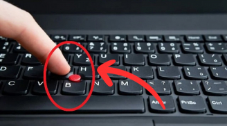 Tại sao nhiều bàn phím máy tính lại có một nút màu đỏ ngay ở giữa?