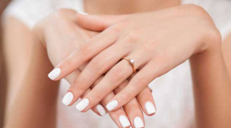 Nhẫn cưới thường được đeo ở ngón áp út bàn tay trái, đeo tay phải thì sao?