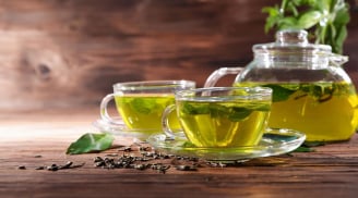 Nước trà xanh nhiều công dụng nhưng kết hợp cùng những thực phẩm này thì thành đại kỵ nguy hiểm cho sức khỏe