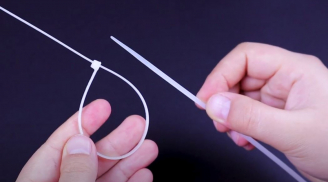 Tháo dây rút nhựa không khó, không cần kéo cắt, dùng tay nhắm đúng điểm này trên dây là tháo được