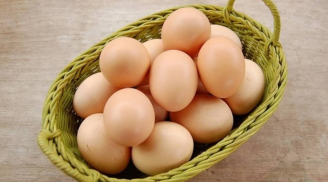 Bạn có biết, cho trứng vào cánh cửa tủ lạnh là sai làm: Đây mới là cách bảo quản trứng tốt nhất