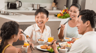 Muốn biết 1 gia đình hạnh phúc hay không, chỉ cần nhìn vào 1 bữa ăn của họ sẽ rõ