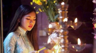 Lọ hoa cúng trên bàn thờ nên đặt ở bên trái hay bên phải? Đến nay nhiều người vẫn làm sai