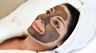 Mẹo làm mặt nạ từ than hoạt tính thải độc cho da giúp da sáng mịn hơn