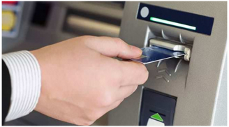 Rút tiền cây ATM không may bị nuốt thẻ: Ấn ngay nút này nhả thẻ nhanh, chẳng cần chờ đợi