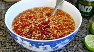 Cách pha nước mắm chua ngọt tỏi ớt chấm thịt luộc, nem rán cực ngon