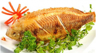 Làm thêm bước này trước khi rán cá: Cá giòn tan thơm ngon không lo dính chảo