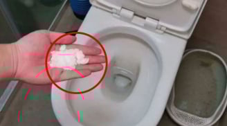 Đổ muối vào bồn cầu: Công dụng hữu ích cả gia đình cùng thích, không biết quá phí