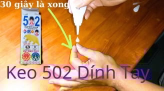 Tay bị dính keo 502 nhỏ ngay vài giọt này vào là bong ra hết, không sợ phồng rộp