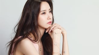 Yoona sở hữu làn da sáng bật tông, cân đẹp mọi kiểu makeup nhờ tuyệt chiêu chăm sóc da này