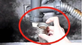 Đường ống bỗng dưng tắc cứng, dùng mẹo này là giải quyết dễ dàng, chẳng cần gọi thợ