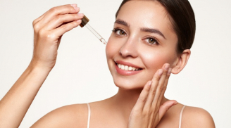 Dùng serum theo thói quen sai lầm này dễ dẫn đến tình trạng da sần sùi, nổi mụn và lão hóa nhanh chóng