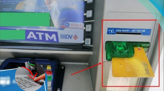 Không may bị máy ATM nuốt thẻ, cứ ấn nút này để lấy thẻ, không cần chờ mở khoá